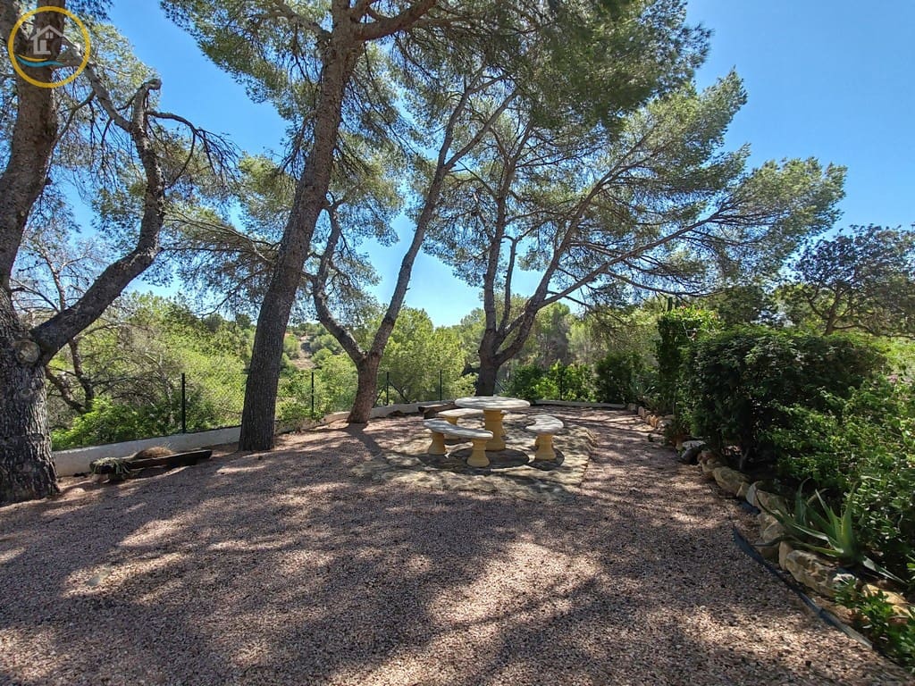 4 soveværelse Villa til salg i Pinar de Campoverde med swimmingpool garage - € 625.000 (Ref: 9227820)