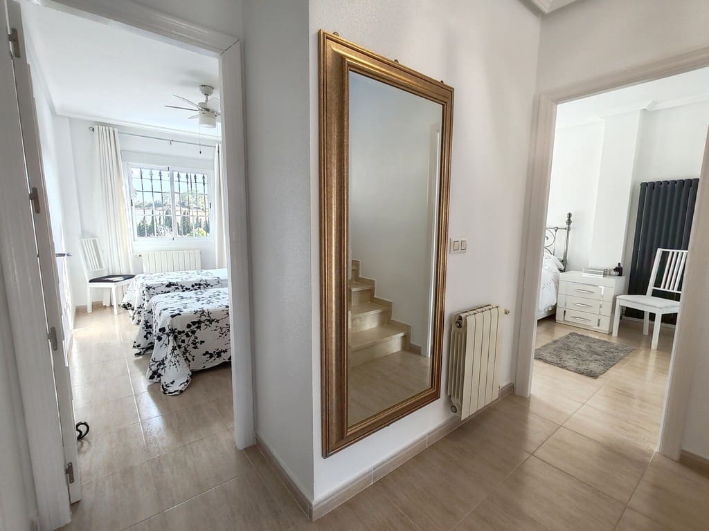 3 sypialnia Willa na sprzedaż w Pinar de Campoverde z basenem garażem - 397 500 € (Ref: 9369039)