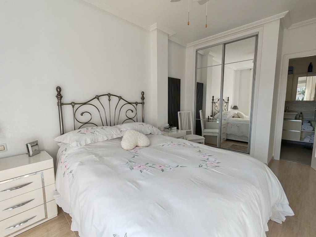 3 sypialnia Willa na sprzedaż w Pinar de Campoverde z basenem garażem - 397 500 € (Ref: 9369039)