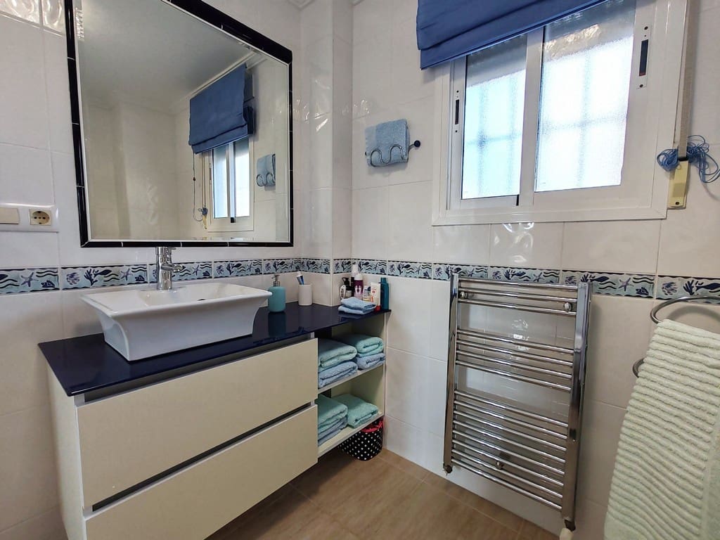 3 sypialnia Willa na sprzedaż w Pinar de Campoverde z basenem garażem - 397 500 € (Ref: 9369039)