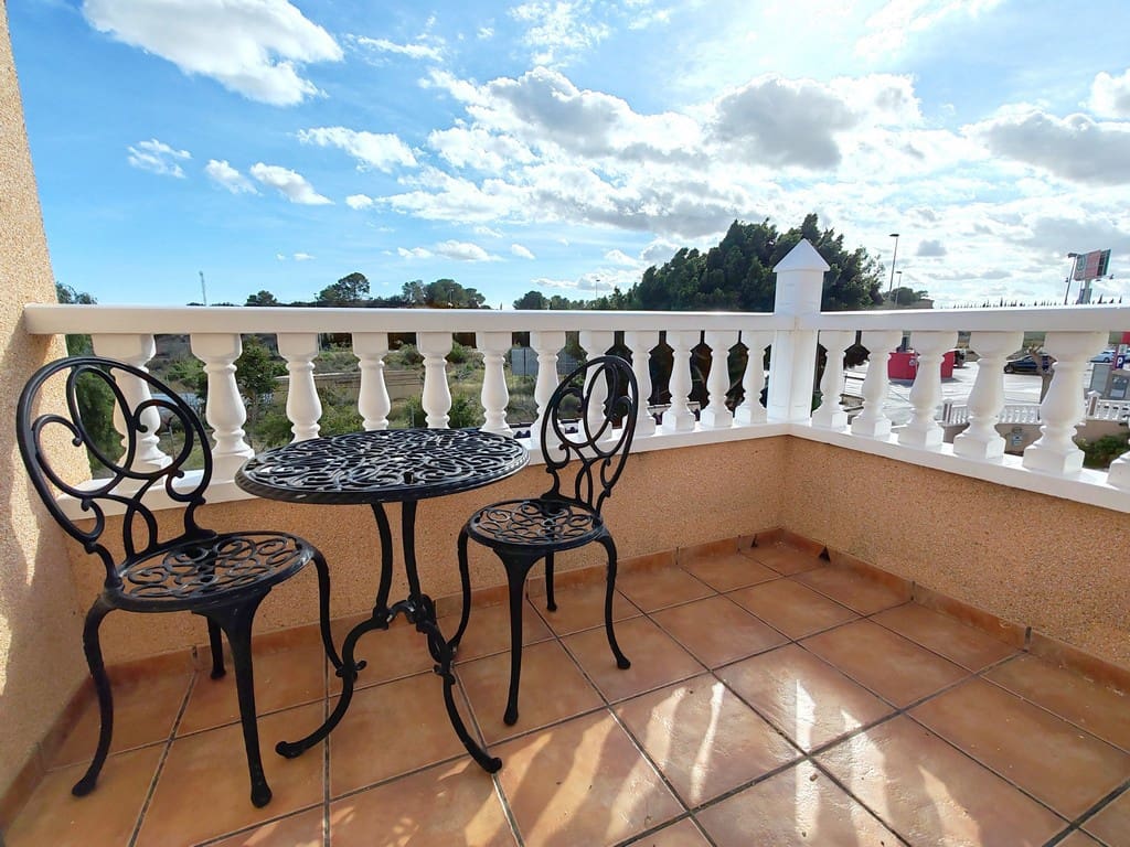 3 sypialnia Willa na sprzedaż w Pinar de Campoverde z basenem garażem - 397 500 € (Ref: 9369039)