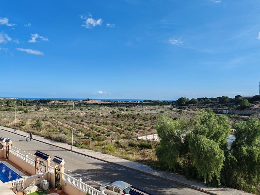 3 sypialnia Willa na sprzedaż w Pinar de Campoverde z basenem garażem - 397 500 € (Ref: 9369039)