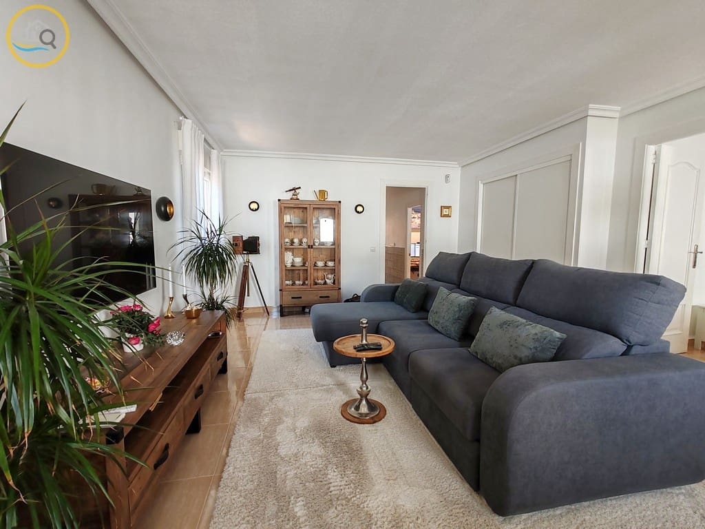 3 soveværelse Villa til salg i Pinar de Campoverde med swimmingpool garage - € 450.000 (Ref: 9369051)