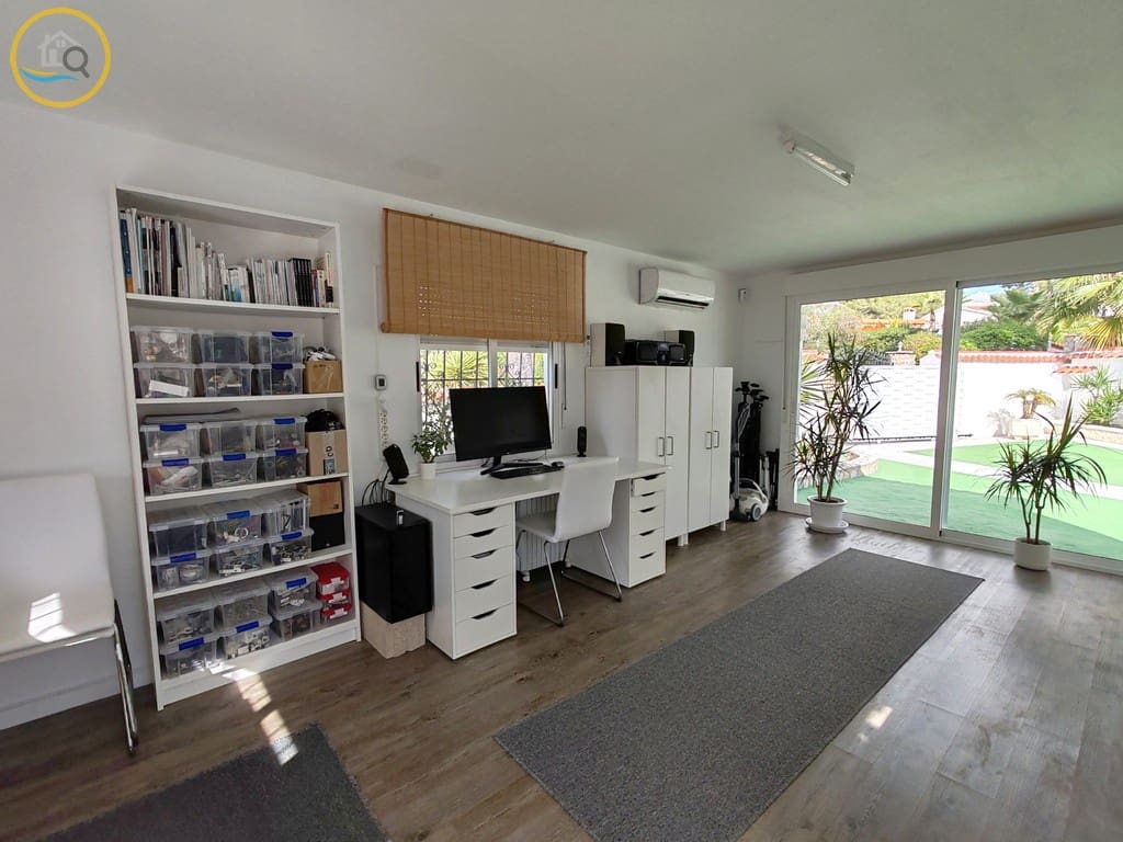 3 soveværelse Villa til salg i Pinar de Campoverde med swimmingpool garage - € 450.000 (Ref: 9369051)