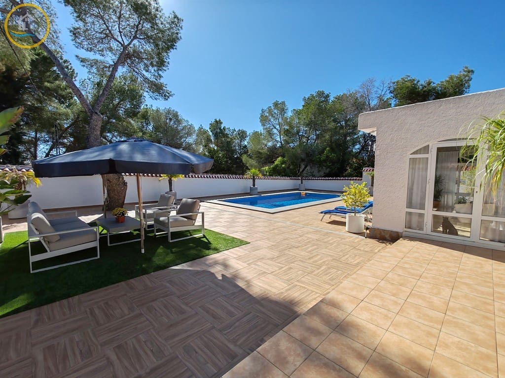 3 soveværelse Villa til salg i Pinar de Campoverde med swimmingpool garage - € 450.000 (Ref: 9369051)