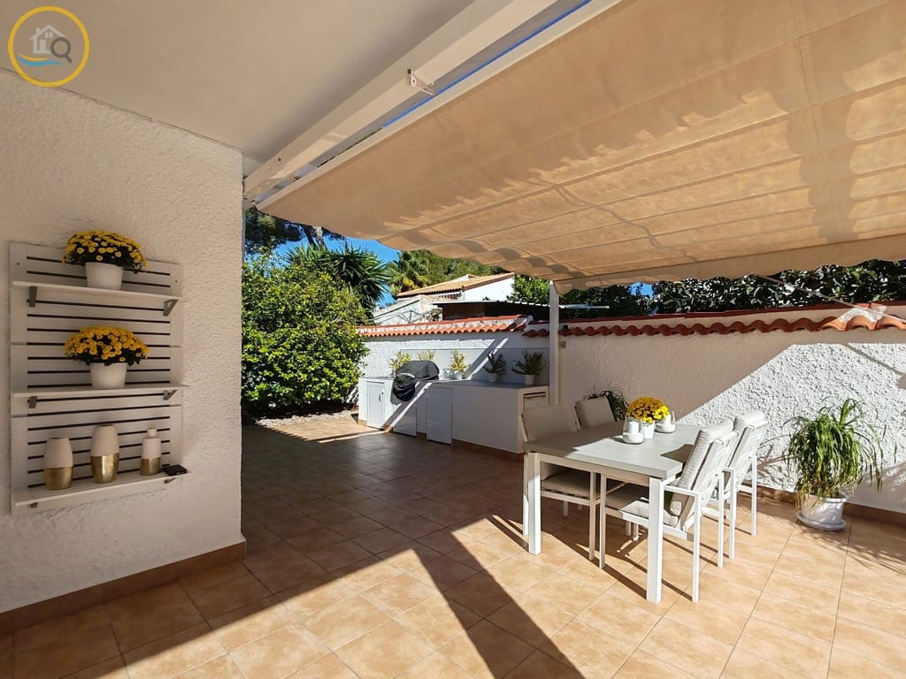 3 soveværelse Villa til salg i Pinar de Campoverde med swimmingpool garage - € 450.000 (Ref: 9369051)