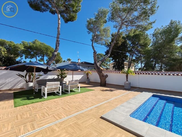 3 soveværelse Villa til salg i Pinar de Campoverde, Pilar de la Horadada med swimmingpool garage - € 450.000 (Ref: 9369051)