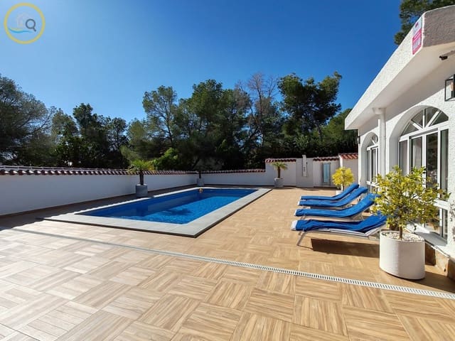 3 soveværelse Villa til salg i Pinar de Campoverde, Pilar de la Horadada med swimmingpool garage - € 450.000 (Ref: 9369051)