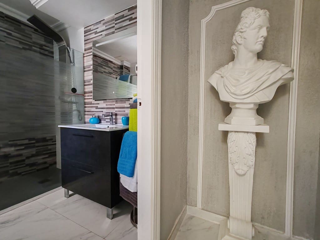 3 bedroom Villa for sale in Orihuela Costa with pool garage - € 489,900 (Ref: 9378359)