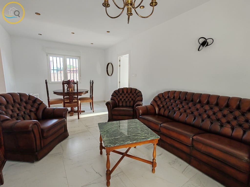 6 makuuhuone Huvila myytävänä paikassa Pinar de Campoverde mukana uima-altaan 
autotalli - 569 000 € (Ref: 9379902)