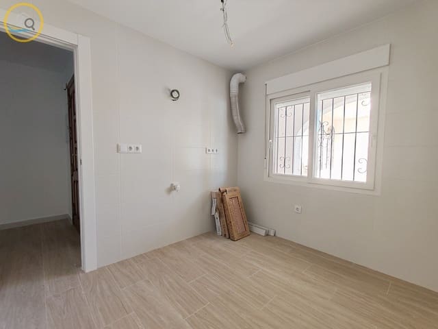 3 bedroom Apartment for sale in La Regia, Orihuela - € 165,000 (Ref: 9386496)