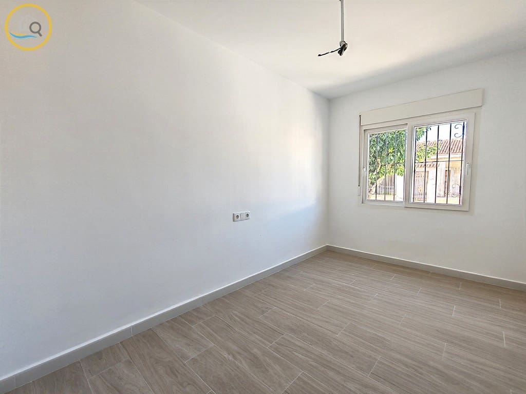 3 bedroom Apartment for sale in La Regia - € 165,000 (Ref: 9386496)