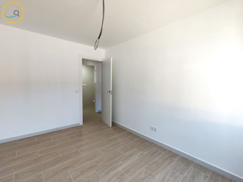 3 bedroom Apartment for sale in La Regia - € 165,000 (Ref: 9386496)