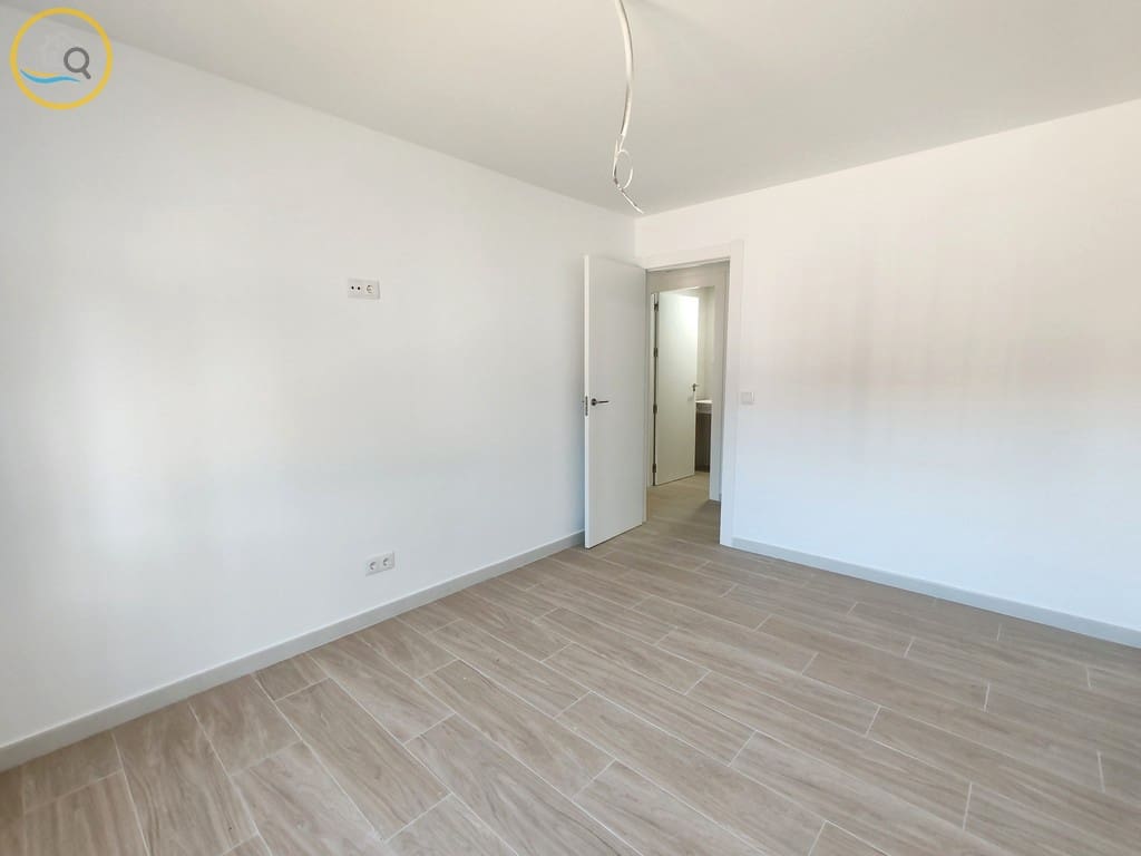 3 bedroom Apartment for sale in La Regia - € 165,000 (Ref: 9386496)