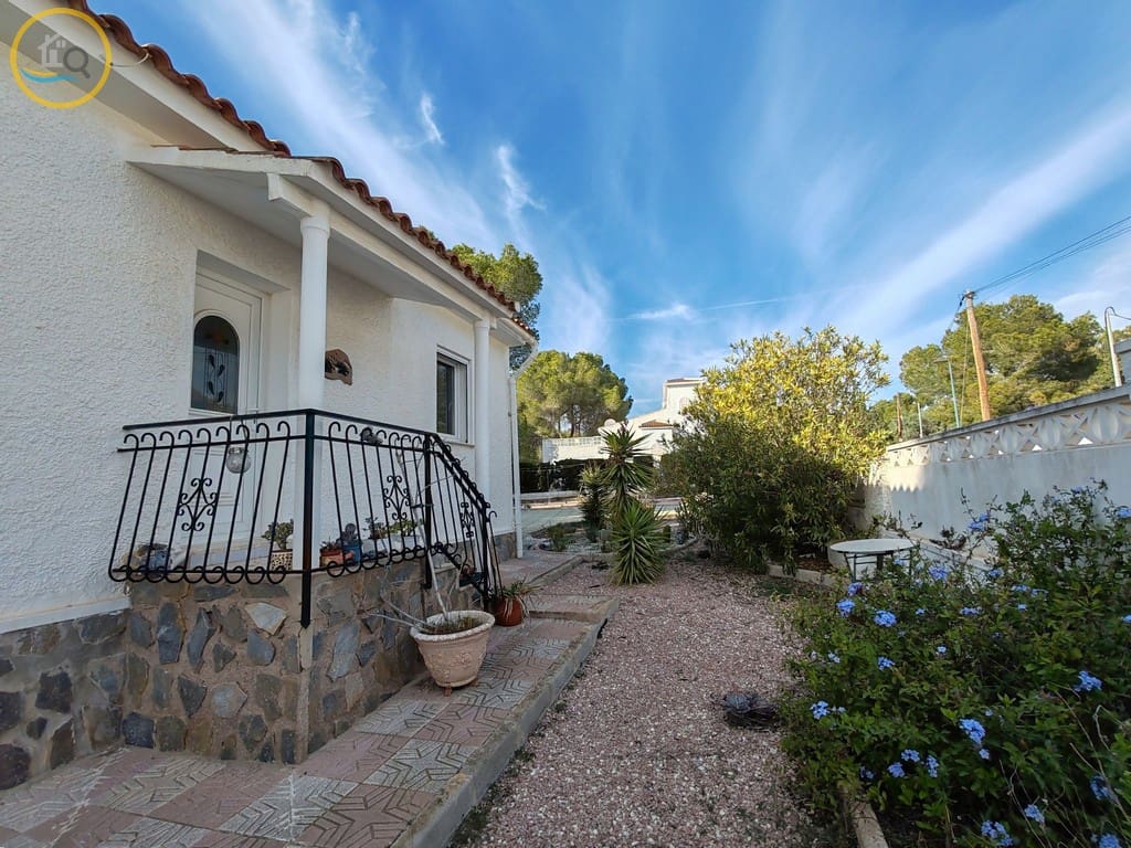 Chalet de 2 habitaciones en Pinar de Campoverde en venta con garaje - 279.950 € (Ref: 9449714)