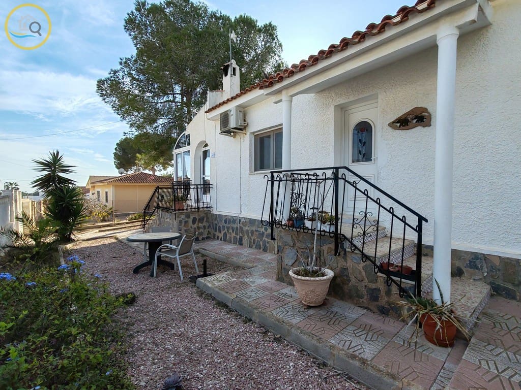 Chalet de 2 habitaciones en Pinar de Campoverde en venta con garaje - 279.950 € (Ref: 9449714)