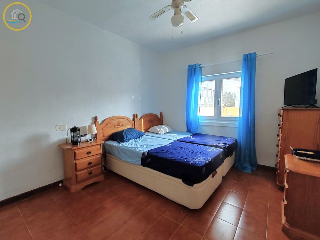 3 bedroom Villa for sale in Pinar de Campoverde with pool - € 220,000 (Ref: 9453596)