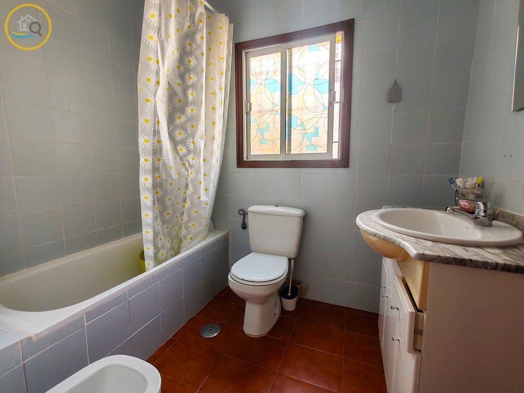 3 bedroom Villa for sale in Pinar de Campoverde with pool - € 220,000 (Ref: 9453596)