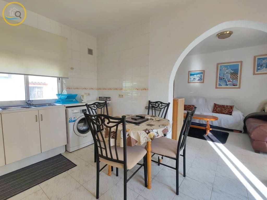 3 bedroom Villa for sale in Pinar de Campoverde with pool - € 220,000 (Ref: 9453596)