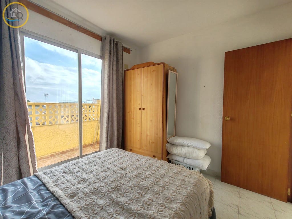 3 bedroom Villa for sale in Pinar de Campoverde with pool - € 220,000 (Ref: 9453596)