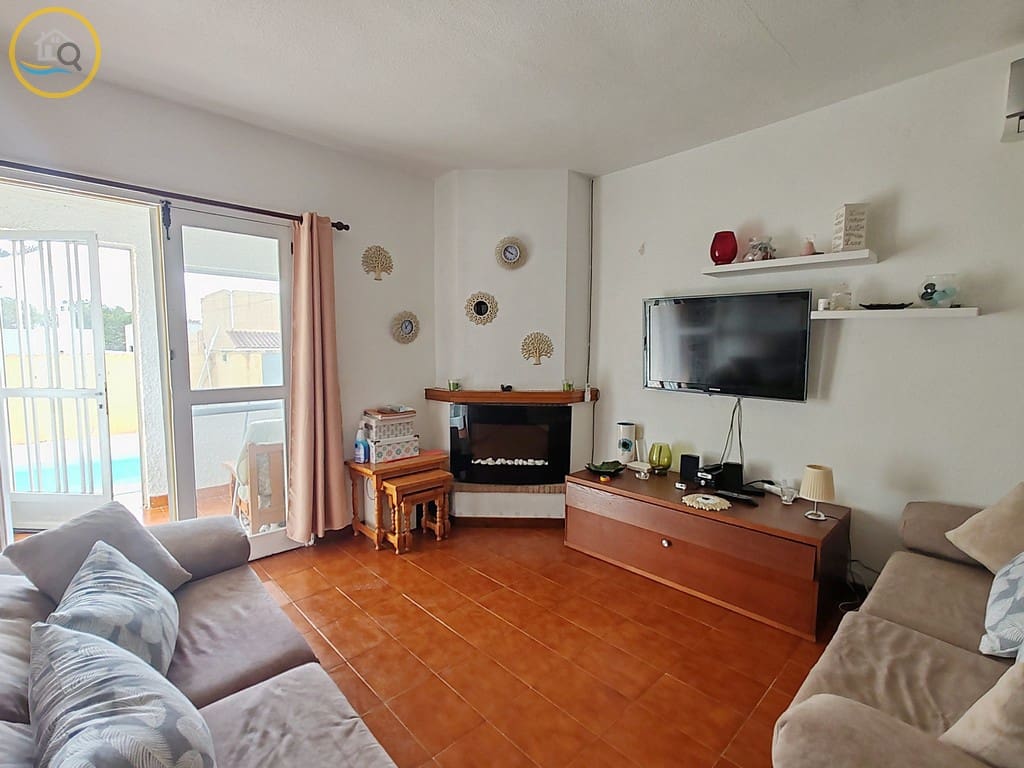 3 bedroom Villa for sale in Pinar de Campoverde with pool - € 220,000 (Ref: 9453596)