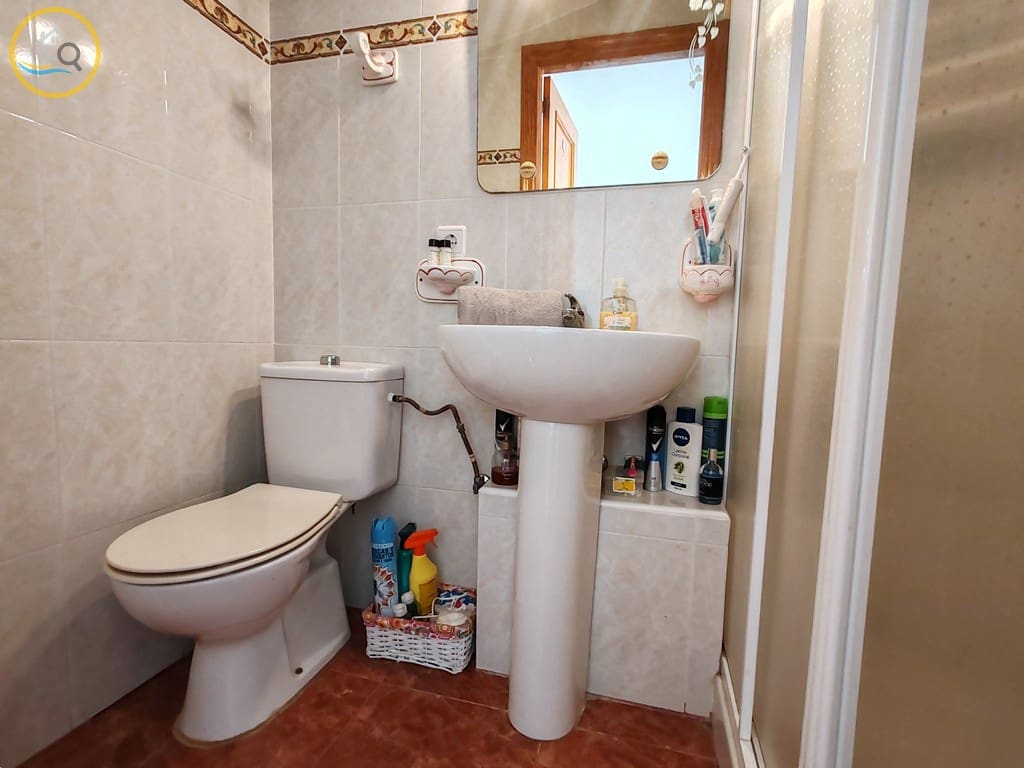 Adosado de 3 habitaciones en Playa Flamenca en venta con piscina - 154.000 € (Ref: 9628353)