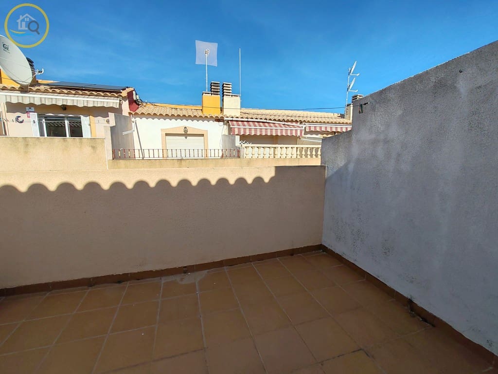 Adosado de 3 habitaciones en Playa Flamenca en venta con piscina - 154.000 € (Ref: 9628353)