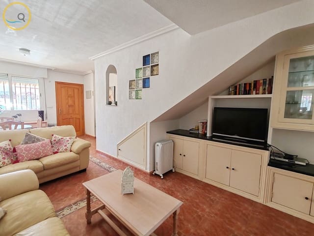 Adosado de 3 habitaciones en Playa Flamenca, Orihuela en venta con piscina - 154.000 € (Ref: 9628353)