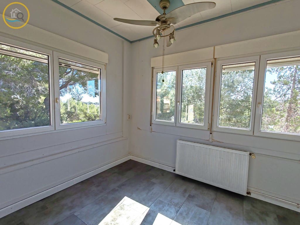 4 slaapkamer Villa te koop in Pinar de Campoverde met zwembad garage - € 389.000 (Ref: 9628362)