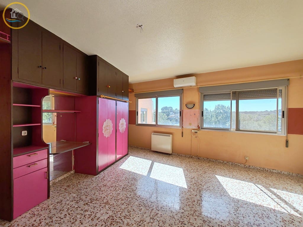 4 slaapkamer Villa te koop in Pinar de Campoverde met zwembad garage - € 389.000 (Ref: 9628362)