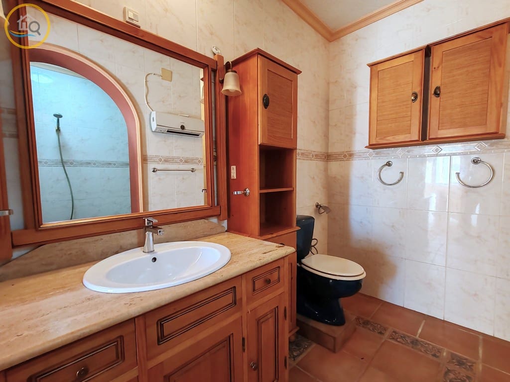 4 slaapkamer Villa te koop in Pinar de Campoverde met zwembad garage - € 389.000 (Ref: 9628362)