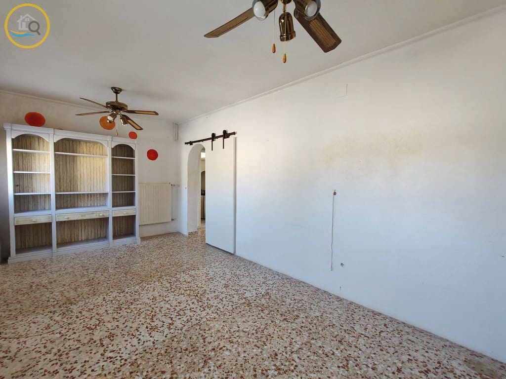 4 slaapkamer Villa te koop in Pinar de Campoverde met zwembad garage - € 389.000 (Ref: 9628362)