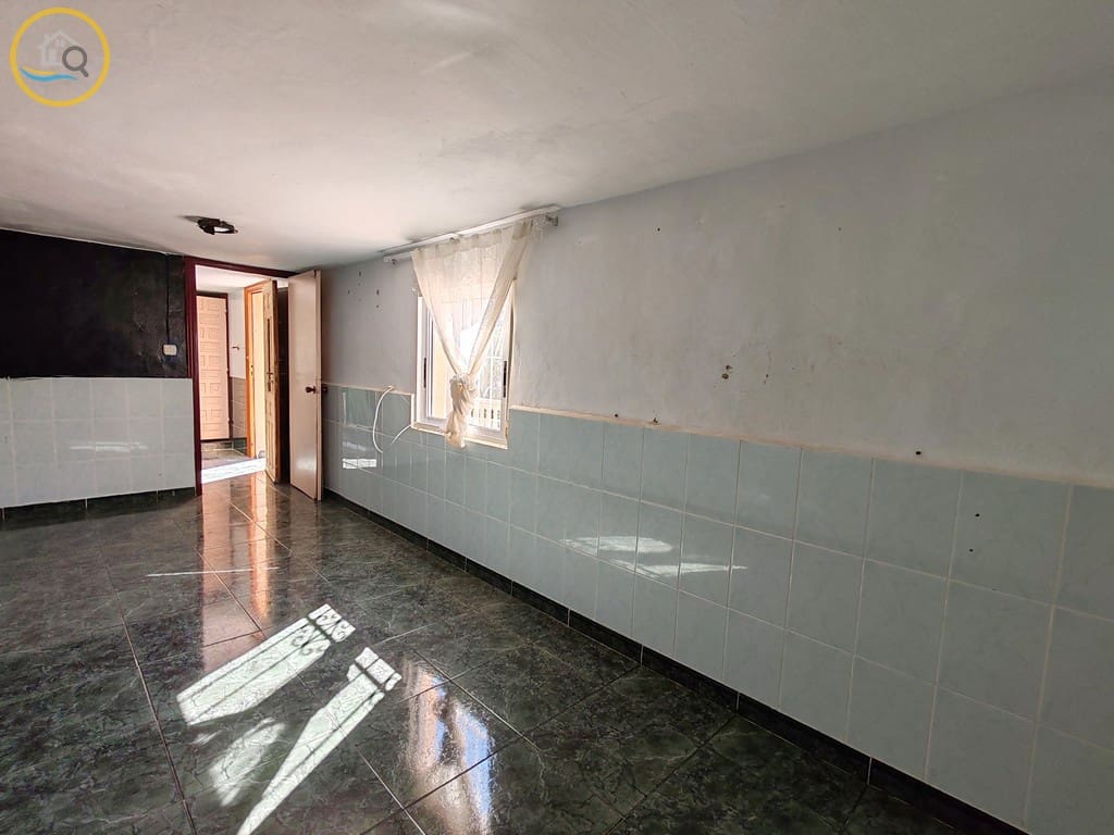 4 slaapkamer Villa te koop in Pinar de Campoverde met zwembad garage - € 389.000 (Ref: 9628362)