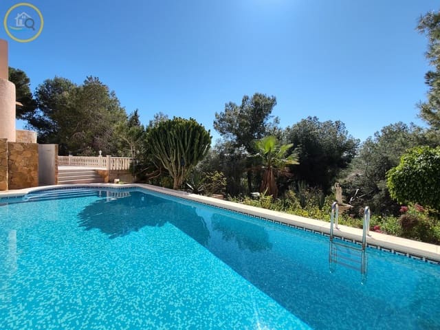 4 slaapkamer Villa te koop in Pinar de Campoverde, Pilar de la Horadada met zwembad garage - € 389.000 (Ref: 9628362)