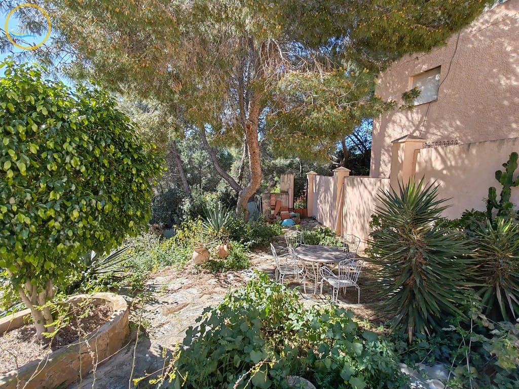 4 slaapkamer Villa te koop in Pinar de Campoverde met zwembad garage - € 389.000 (Ref: 9628362)