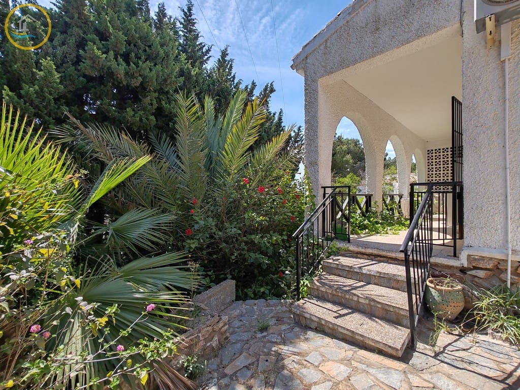 3 bedroom Villa for sale in Pinar de Campoverde - € 259,950 (Ref: 9827619)