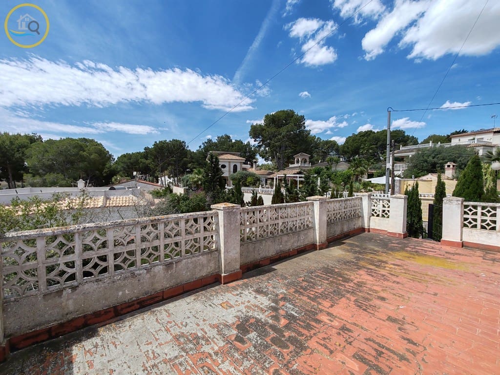 3 bedroom Villa for sale in Pinar de Campoverde - € 259,950 (Ref: 9827619)