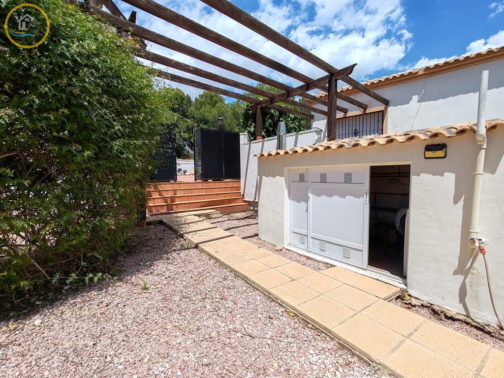 3 sovrum Villa till salu i Pinar de Campoverde med pool - 495 000 € (Ref: 9847581)