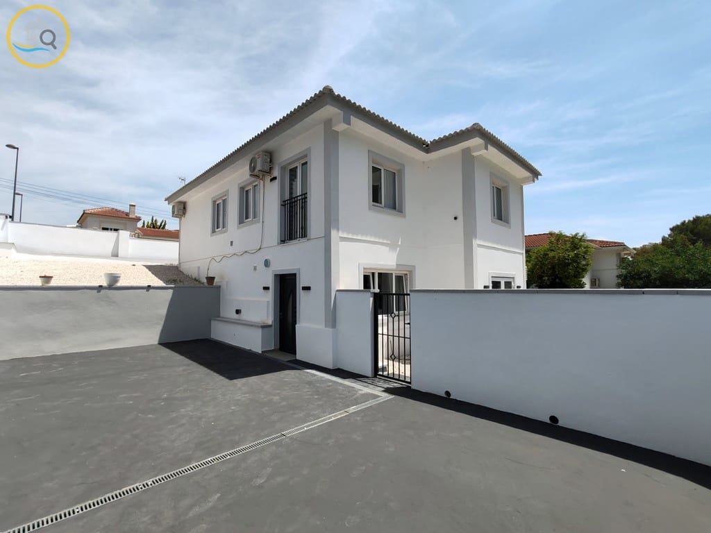 4 quarto Moradia para venda em Pinar de Campoverde com piscina garagem - 450 000 € (Ref: 9893019)