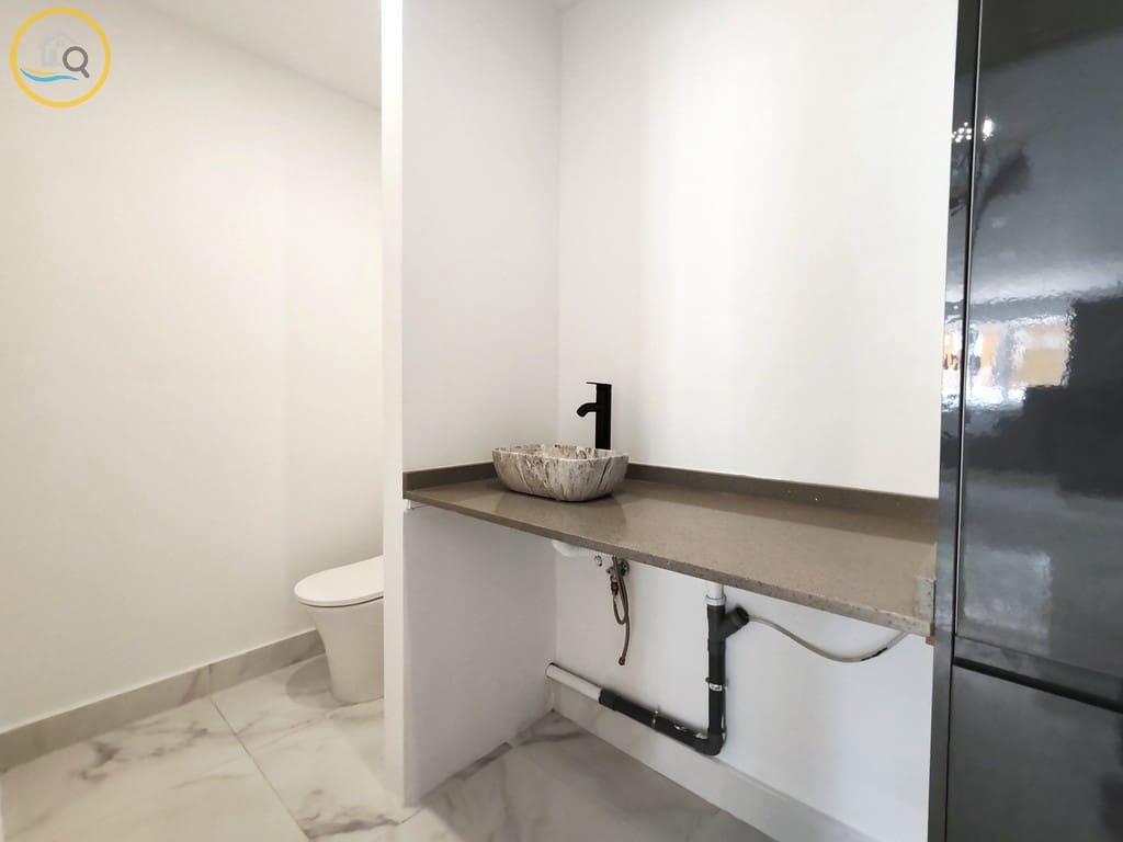 4 quarto Moradia para venda em Pinar de Campoverde com piscina garagem - 450 000 € (Ref: 9893019)