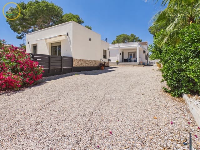 4 chambre Villa/Maison à vendre à Pinar de Campoverde, Pilar de la Horadada avec piscine garage - 525 000 € (Ref: 9964087)