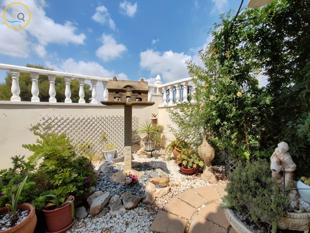 2 sypialnia Willa na sprzedaż w Pinar de Campoverde z basenem garażem - 220 000 € (Ref: 9983796)