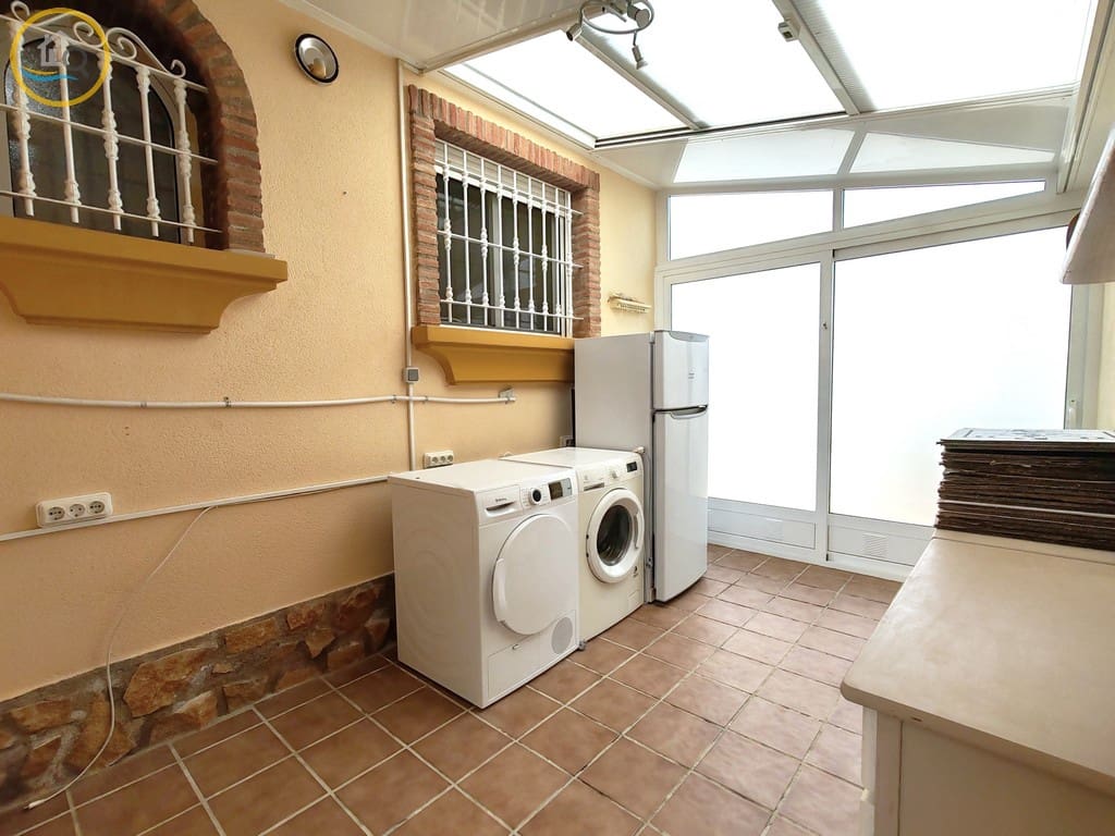 2 sypialnia Willa na sprzedaż w Pinar de Campoverde z basenem garażem - 220 000 € (Ref: 9983796)