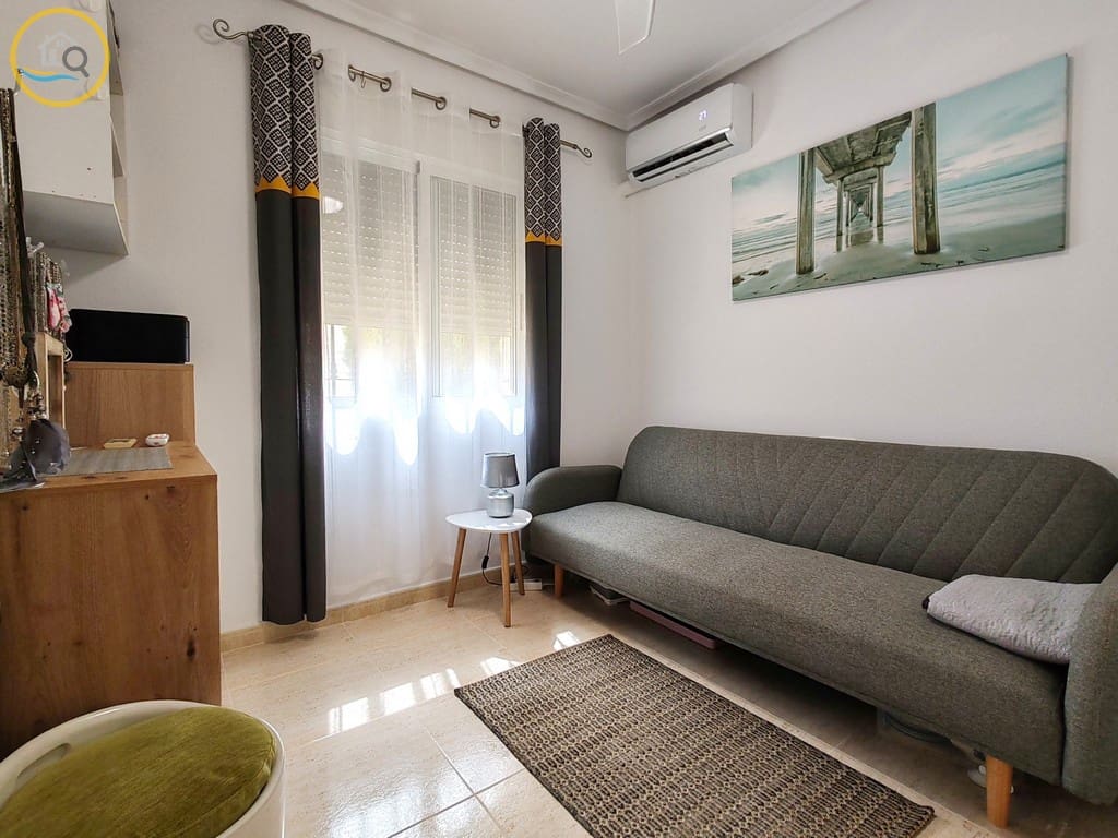 3 soverom Villa til salgs i Pinar de Campoverde med svømmebasseng garasje - € 285 000 (Ref: 9983817)