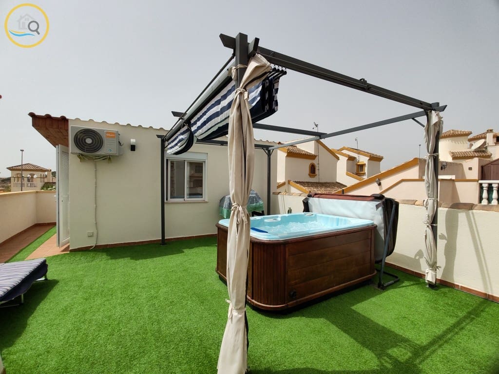 3 soverom Villa til salgs i Pinar de Campoverde med svømmebasseng garasje - € 285 000 (Ref: 9983817)