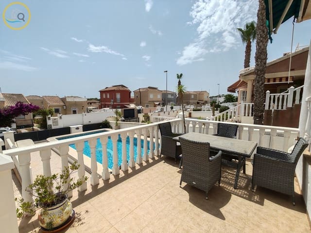 3 soveværelse Villa til salg i Pinar de Campoverde, Pilar de la Horadada med swimmingpool garage - € 284.950 (Ref: 9985263)