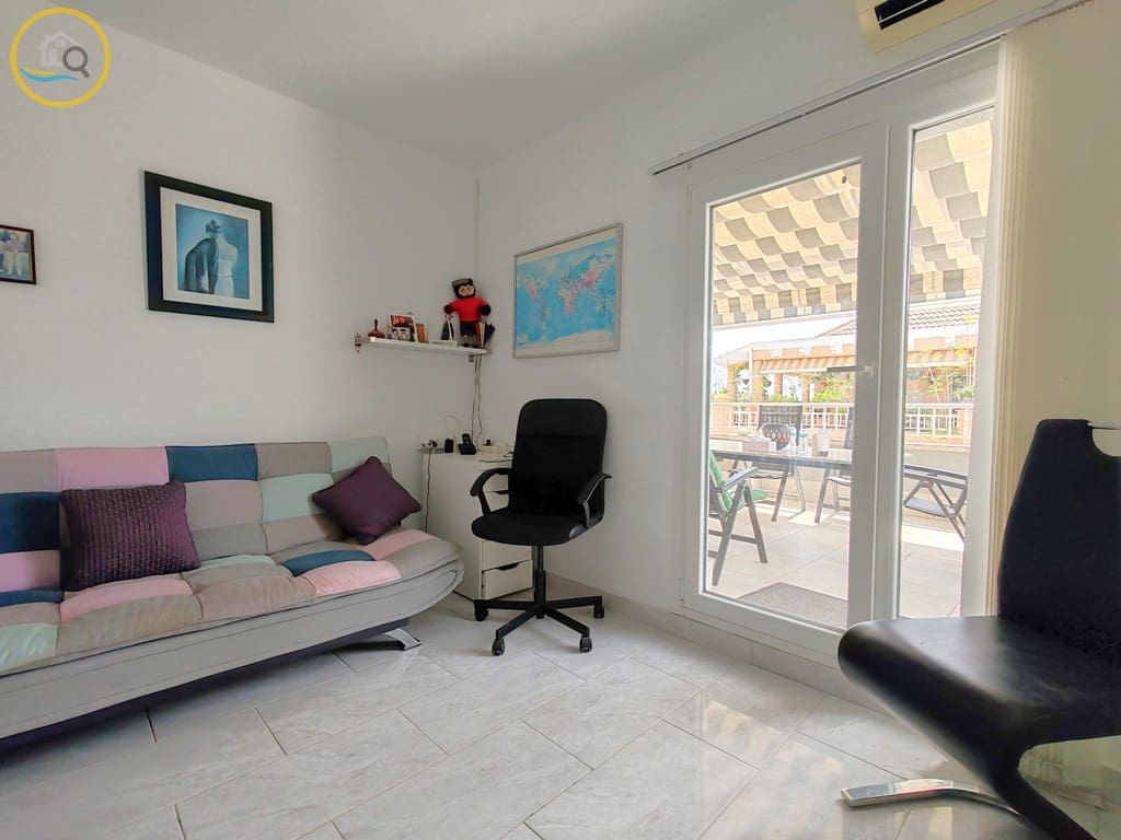 3 quarto Penthouse para venda em Pilar de la Horadada - 274 950 € (Ref: 9985754)