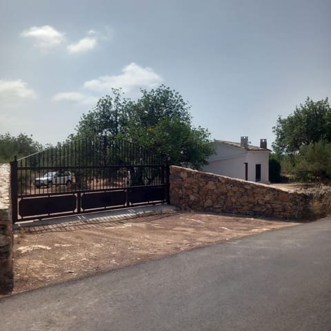 Finca/Casa di Campagna in vendita in Tortosa - 140.000 € (Rif: 10024172)