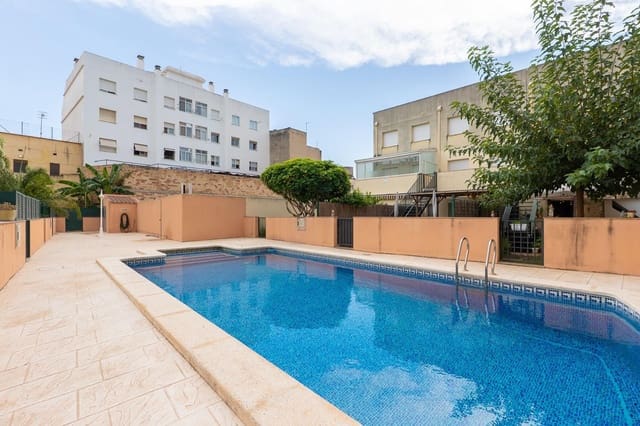 3 quarto Moradia em Banda para venda em Tortosa com piscina garagem - 319 000 € (Ref: 10028897)