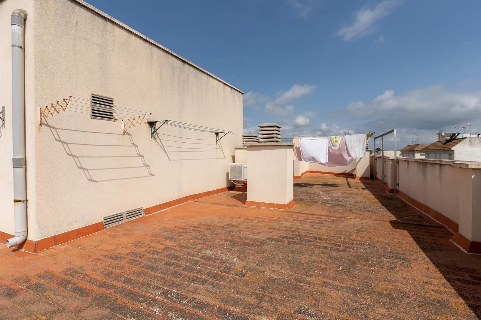1 bedroom Flat for sale in Sant Jaume d'Enveja with pool garage - € 81,000 (Ref: 10037471)